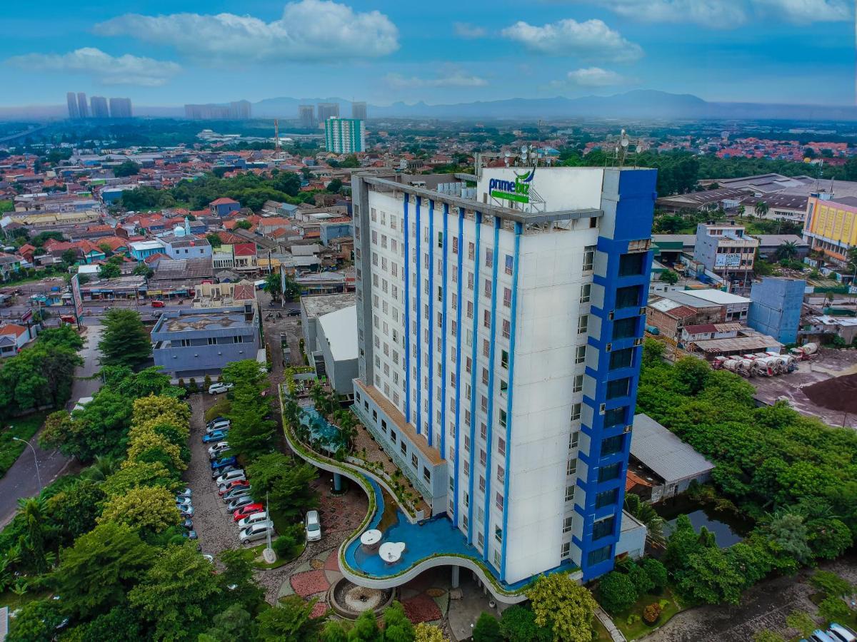 Primebiz Cikarang Hotell Exteriör bild