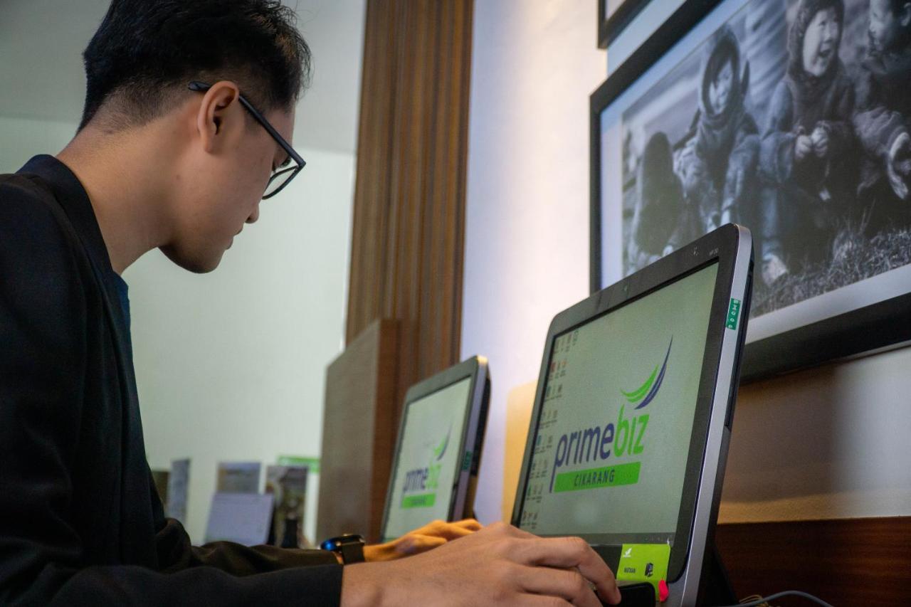 Primebiz Cikarang Hotell Exteriör bild