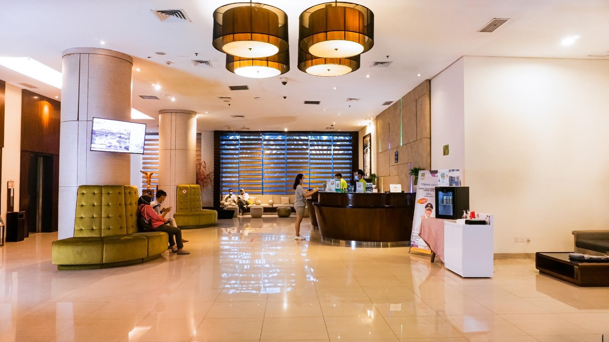 Primebiz Cikarang Hotell Exteriör bild