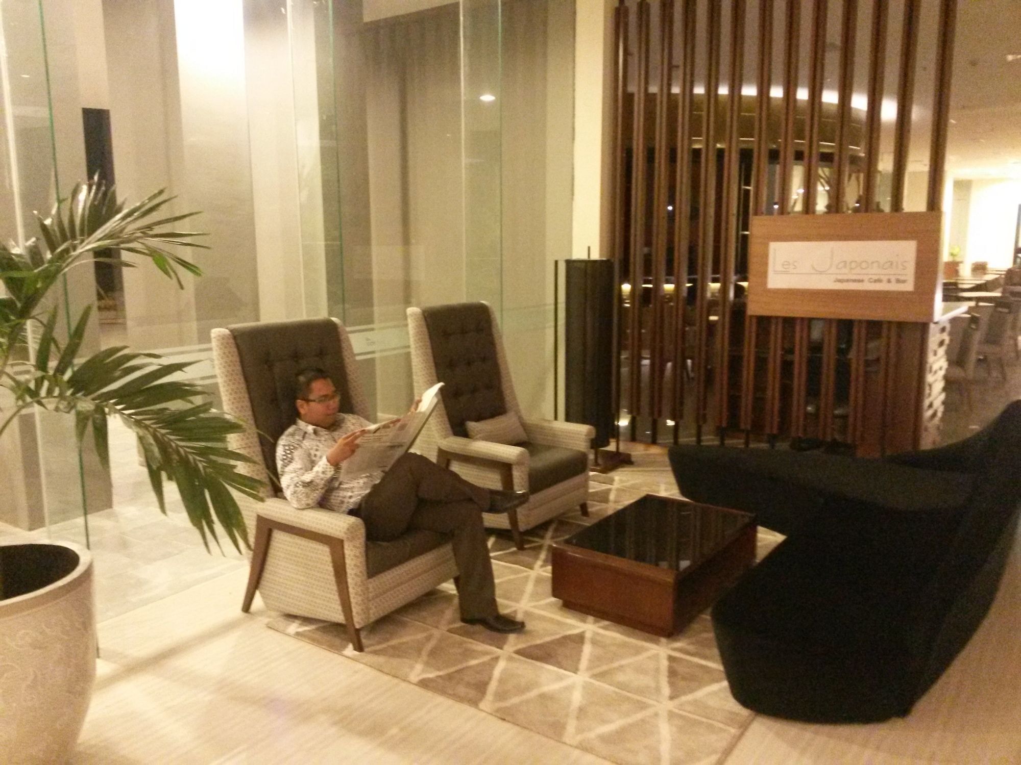 Primebiz Cikarang Hotell Exteriör bild